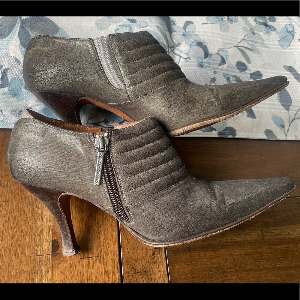 Donald Pliner Monica metallic pointed toe bootie 8